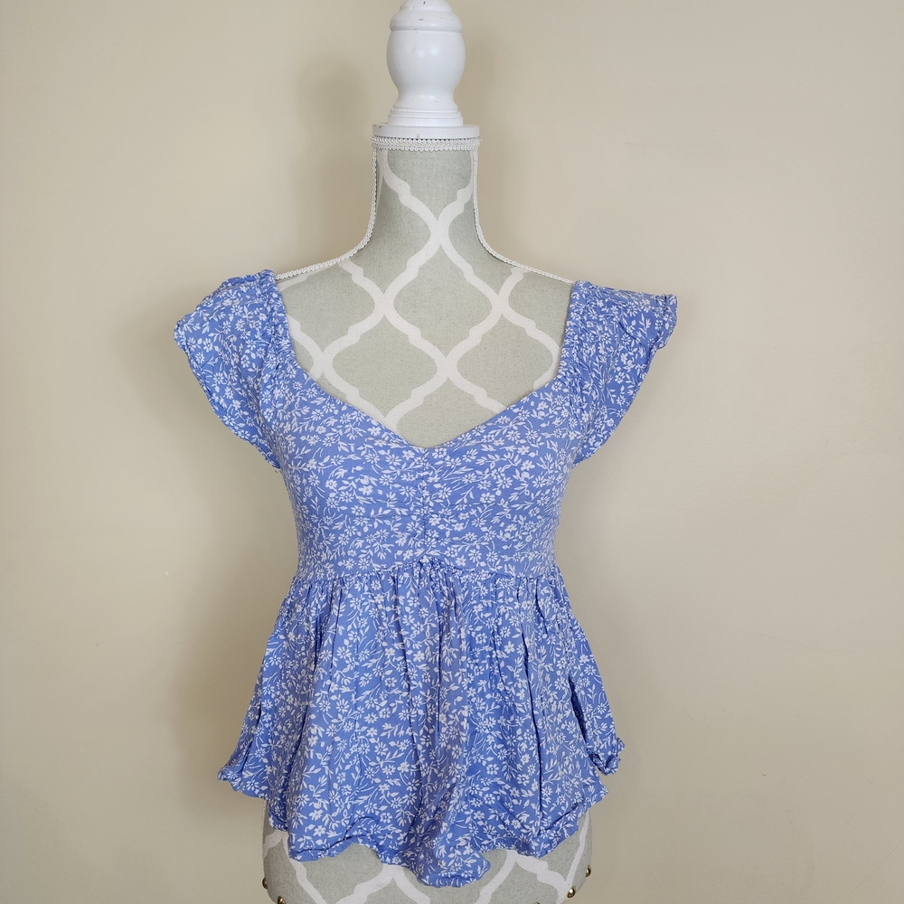 Japna Light Blue Floral Flutter Sleeve Blouse Smocked XSmall